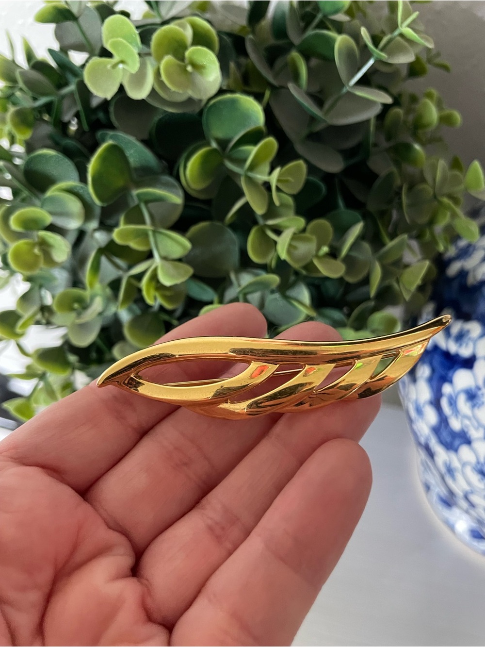 Vintage Signed NAPIER Goldtone Polished WING Shape Pin Brooch